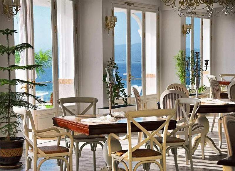 Lavista Boutique Hotel & Spa (Adults Only) contacts