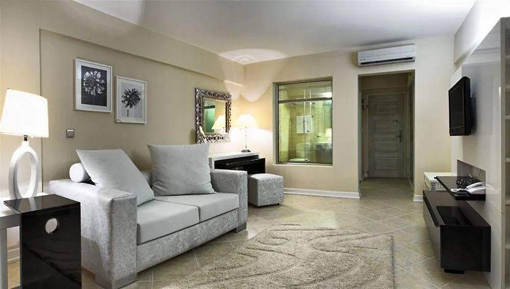 Lavista Boutique Hotel & Spa (Adults Only) Kusadasi 4*,